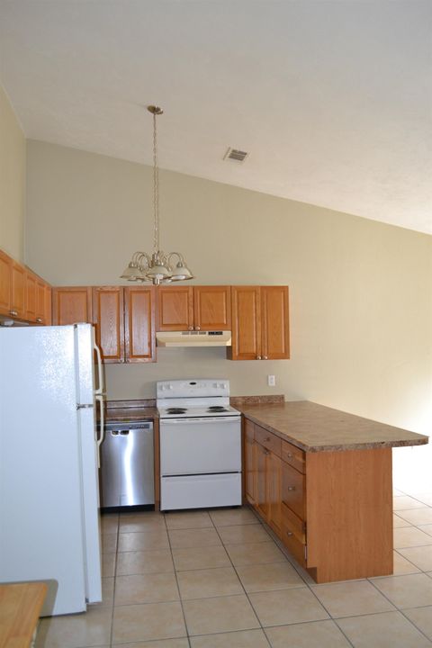 Tiny photo for 2041 Continental Avenue, Tallahassee, FL 32304 (MLS # 398066)