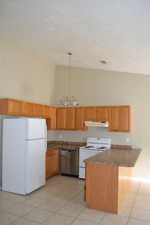 Tiny photo for 2041 Continental Avenue, Tallahassee, FL 32304 (MLS # 398066)