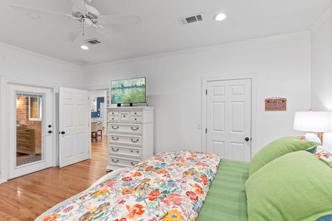 Tiny photo for 1576 SPRUCE Avenue, Tallahassee, FL 32303 (MLS # 395805)