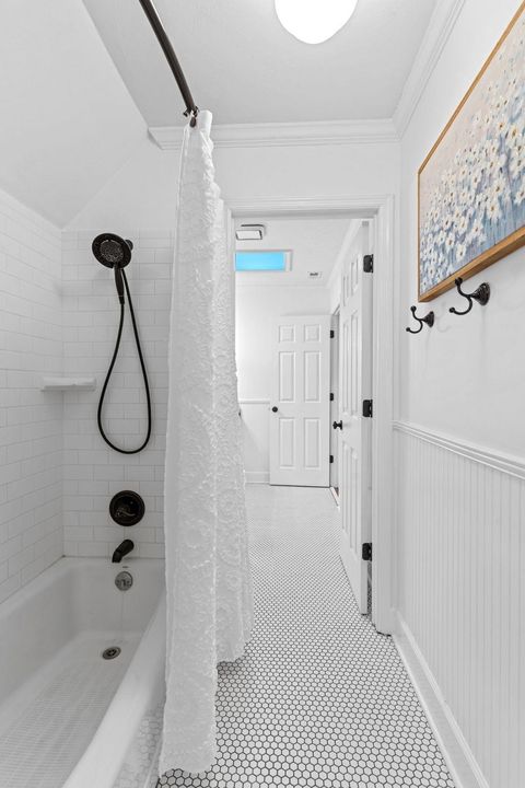 Tiny photo for 1576 SPRUCE Avenue, Tallahassee, FL 32303 (MLS # 395805)