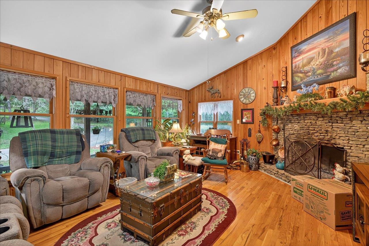 39 WIREGRASS Lane