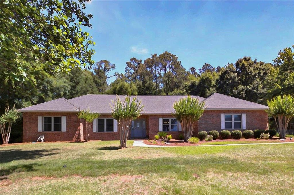 Photo of 7000 Alhambra Drive, Tallahassee, FL 32317 (MLS # 390733)