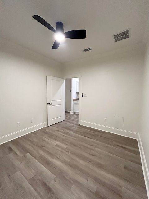 Tiny photo for 1725 NE Capital Circle #205, Tallahassee, FL 32308 (MLS # 378821)
