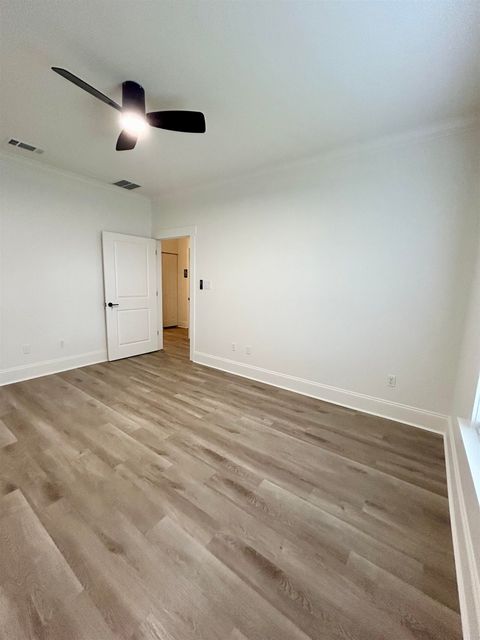 Tiny photo for 1725 NE Capital Circle #205, Tallahassee, FL 32308 (MLS # 378821)