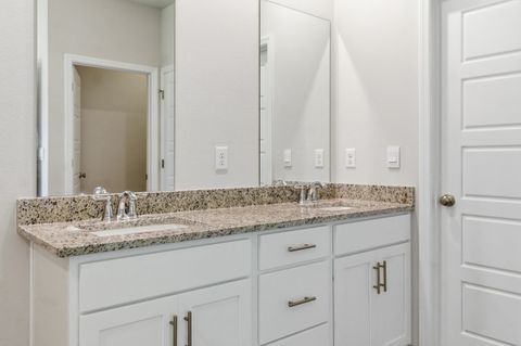 Tiny photo for 544 Bienville Place, Tallahassee, FL 32317 (MLS # 396814)