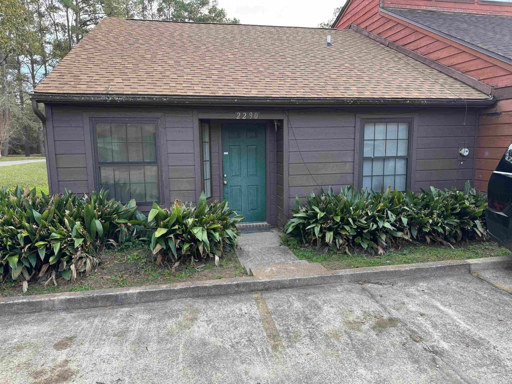 Photo of 2290 Hartsfield Way, Tallahassee, FL 32303 (MLS # 395348)