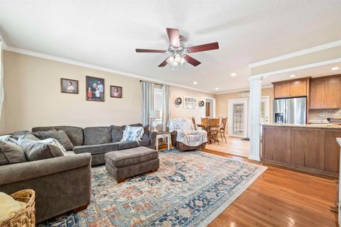 Tiny photo for 454 NW Whispering Pines Loop, Madison, FL 32340 (MLS # 394491)