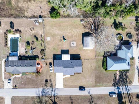 Tiny photo for 454 NW Whispering Pines Loop, Madison, FL 32340 (MLS # 394491)