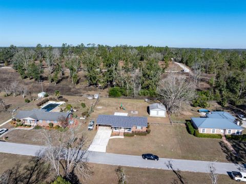 Tiny photo for 454 NW Whispering Pines Loop, Madison, FL 32340 (MLS # 394491)