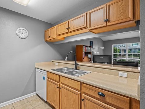 Tiny photo for 2738 W Tharpe Street #304, Tallahassee, FL 32303 (MLS # 393980)