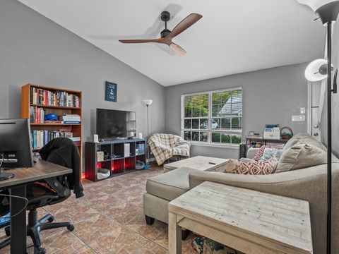 Tiny photo for 2738 W Tharpe Street #304, Tallahassee, FL 32303 (MLS # 393980)