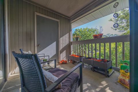 Tiny photo for 1103 Green Tree Court #F, Tallahassee, FL 32304 (MLS # 398501)