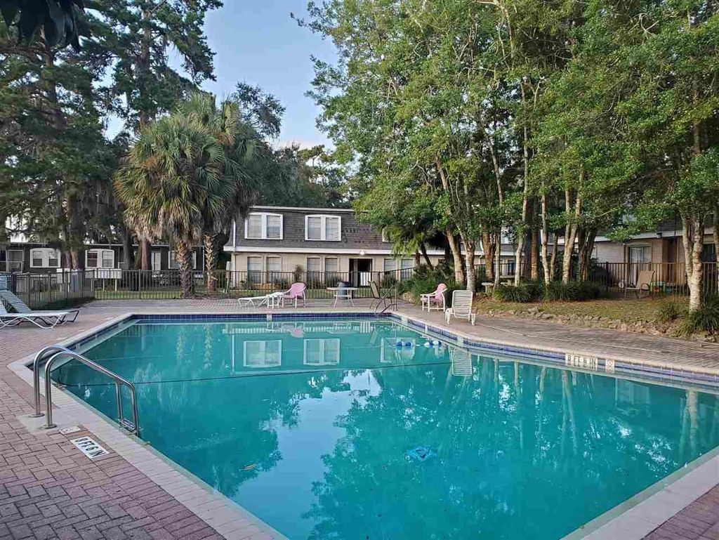 Photo of 2020 CONTINENTAL Avenue #105, Tallahassee, FL 32304 (MLS # 397255)