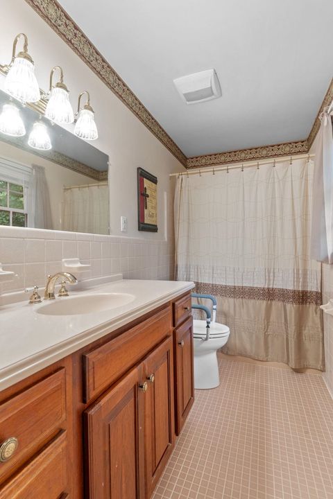 Tiny photo for 1014 San Luis Road, Tallahassee, FL 32304 (MLS # 394661)