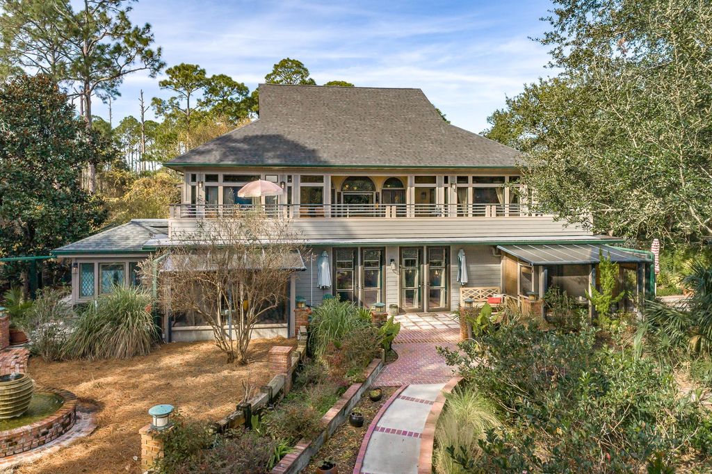 Photo of 2285 W Highway 98, Carrabelle, FL 32322 (MLS # 400211)