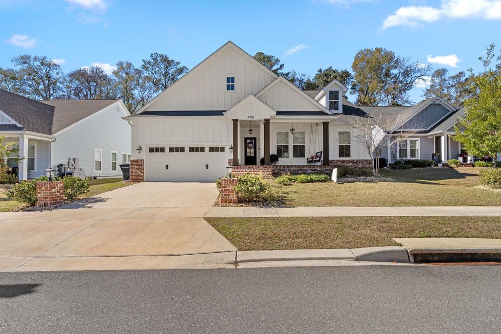Photo of 5761 Village Ridge Lane, Tallahassee, FL 32312 (MLS # 396910)