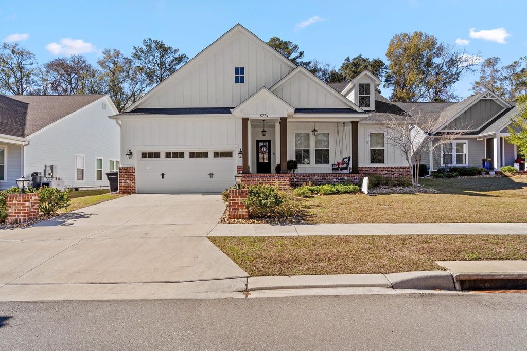 Photo of 5761 Village Ridge Lane, Tallahassee, FL 32312 (MLS # 396910)
