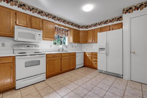 Tiny photo for 728 Violet Street, Tallahassee, FL 32308 (MLS # 397183)