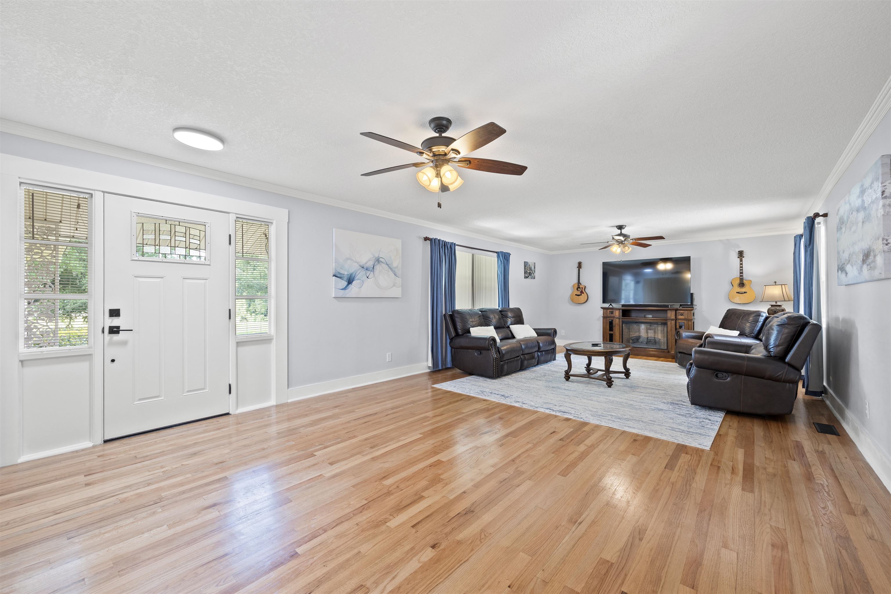 422 NW College Loop