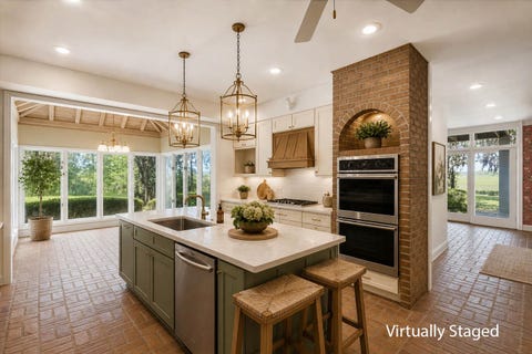 Tiny photo for 10945 Luna Point Road, Tallahassee, FL 32312 (MLS # 401429)