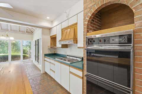 Tiny photo for 10945 Luna Point Road, Tallahassee, FL 32312 (MLS # 401429)