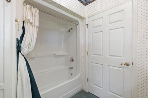 Tiny photo for 10945 Luna Point Road, Tallahassee, FL 32312 (MLS # 401429)