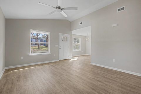 Tiny photo for 2006 Pasco Street, Tallahassee, FL 32310 (MLS # 392159)