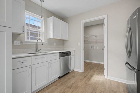 Tiny photo for 2006 Pasco Street, Tallahassee, FL 32310 (MLS # 392159)