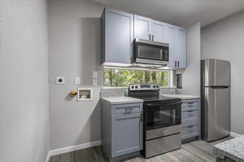 Tiny photo for 401 Putnam Drive #1322, Tallahassee, FL 32301 (MLS # 396396)