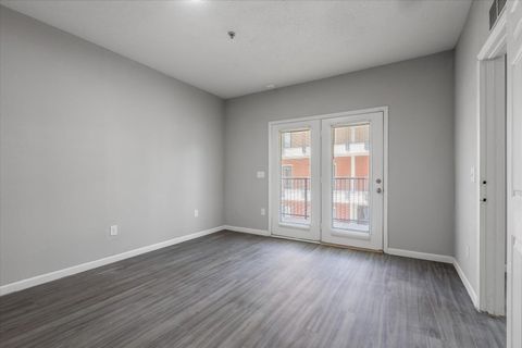 Tiny photo for 401 Putnam Drive #1322, Tallahassee, FL 32301 (MLS # 396396)