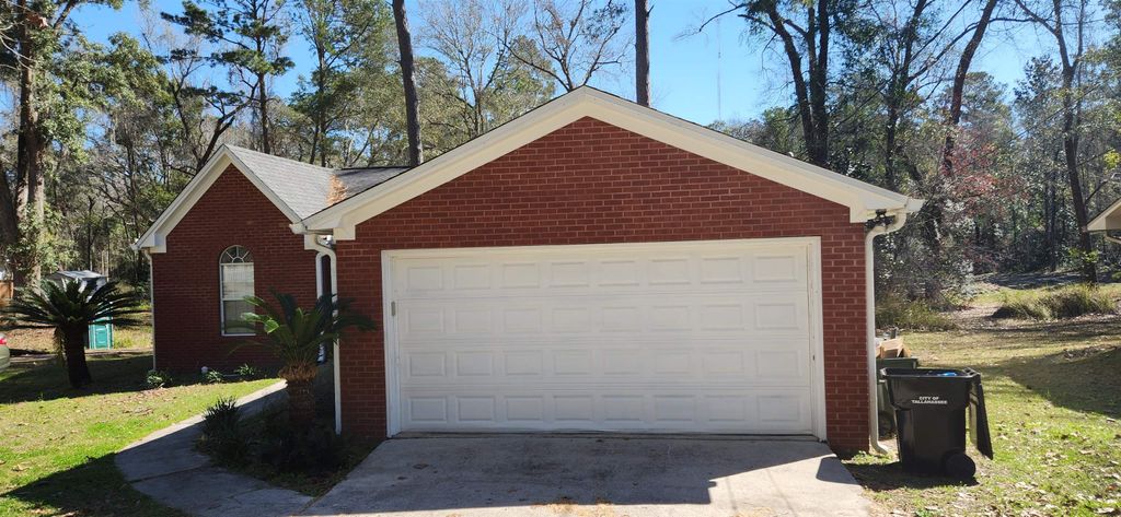 Photo of 3025 Thomas Road, Tallahassee, FL 32312 (MLS # 399009)