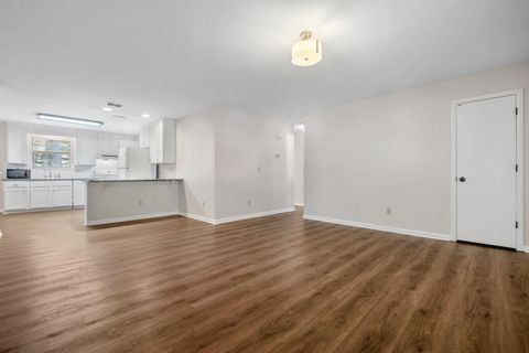 Tiny photo for 2725 Bedford Way, Tallahassee, FL 32308 (MLS # 393817)