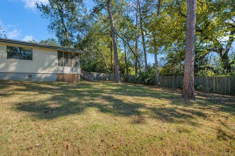 Tiny photo for 2725 Bedford Way, Tallahassee, FL 32308 (MLS # 393817)