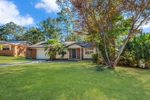 Tiny photo for 2725 Bedford Way, Tallahassee, FL 32308 (MLS # 393817)