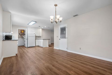 Tiny photo for 2725 Bedford Way, Tallahassee, FL 32308 (MLS # 393817)