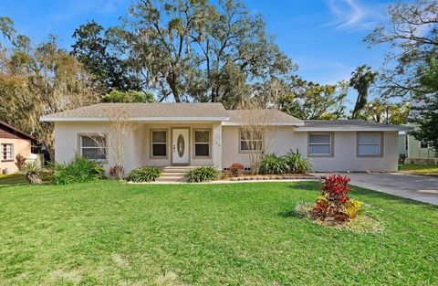 123 N Orange Avenue Deland FL 32720