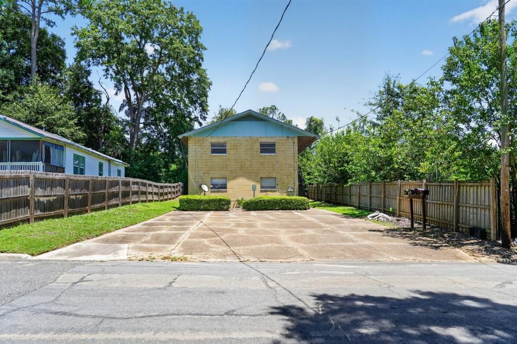 Photo of 1011 Abraham Street #1, Tallahassee, FL 32304 (MLS # 402427)