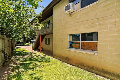 Tiny photo for 1011 Abraham Street #-, Tallahassee, FL 32304 (MLS # 402427)