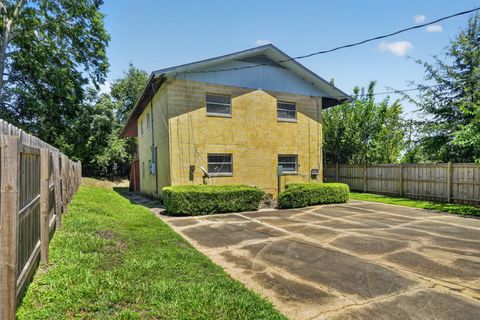 Tiny photo for 1011 Abraham Street #-, Tallahassee, FL 32304 (MLS # 402427)