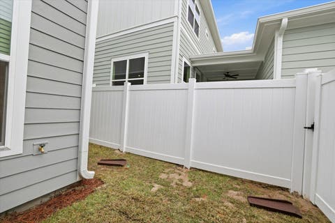 Tiny photo for 4077 FOUR OAKS Boulevard, Tallahassee, FL 32311 (MLS # 401171)