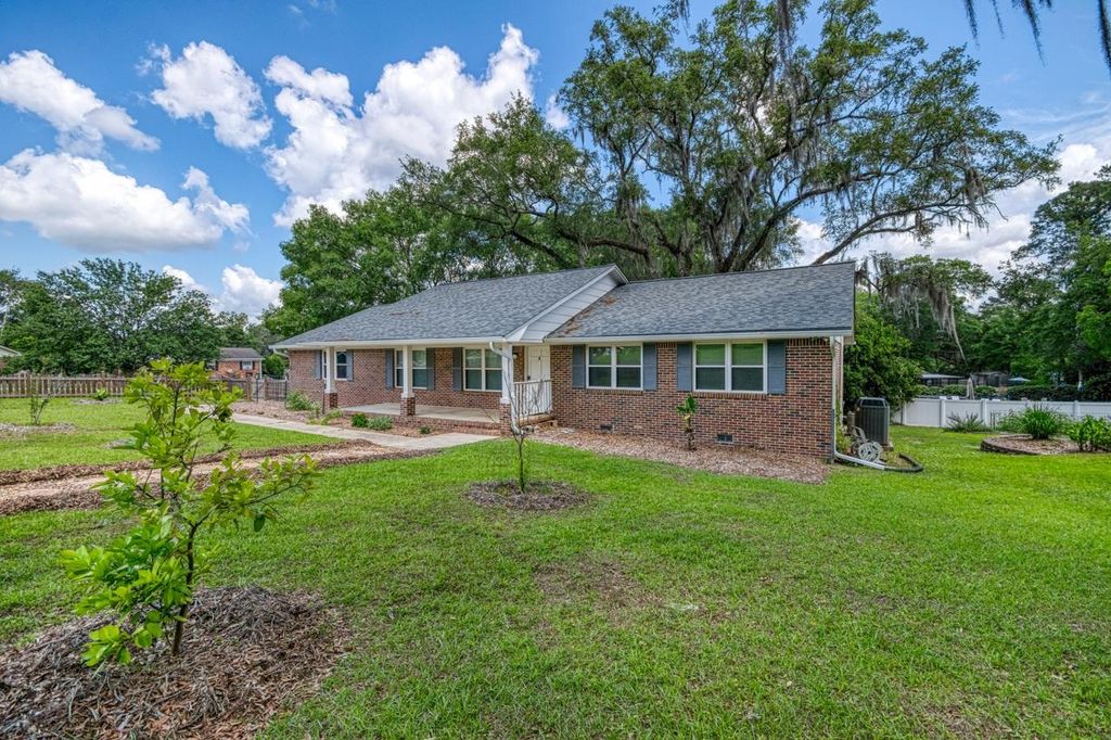 Photo of 2399 CLARA KEE Boulevard, Tallahassee, FL 32303 (MLS # 398782)