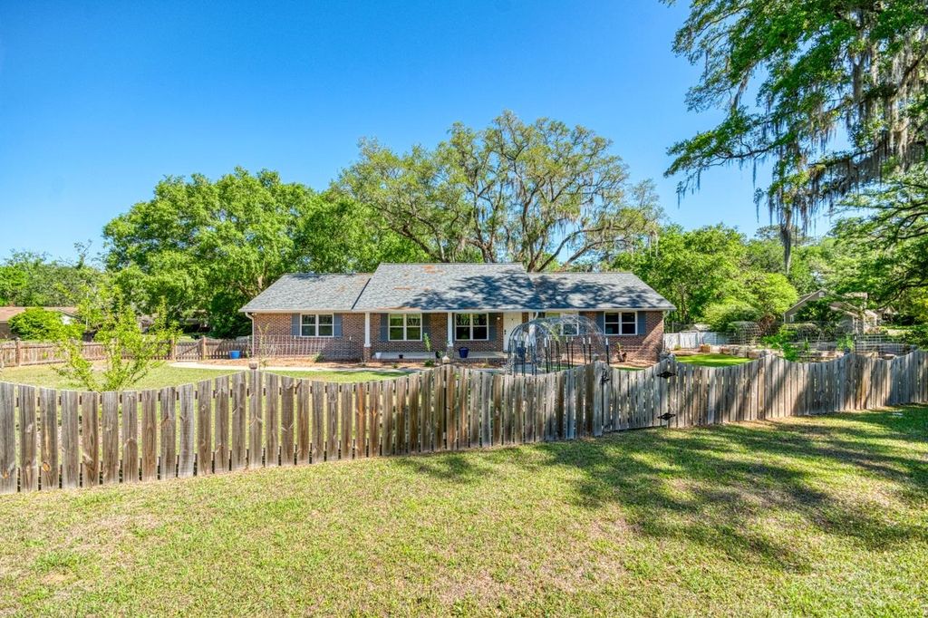 Photo of 2399 CLARA KEE Boulevard, Tallahassee, FL 32303 (MLS # 398782)