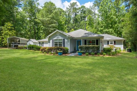Photo of 134 Small Pond Rd, Havana, FL 32333 (MLS # 398559)