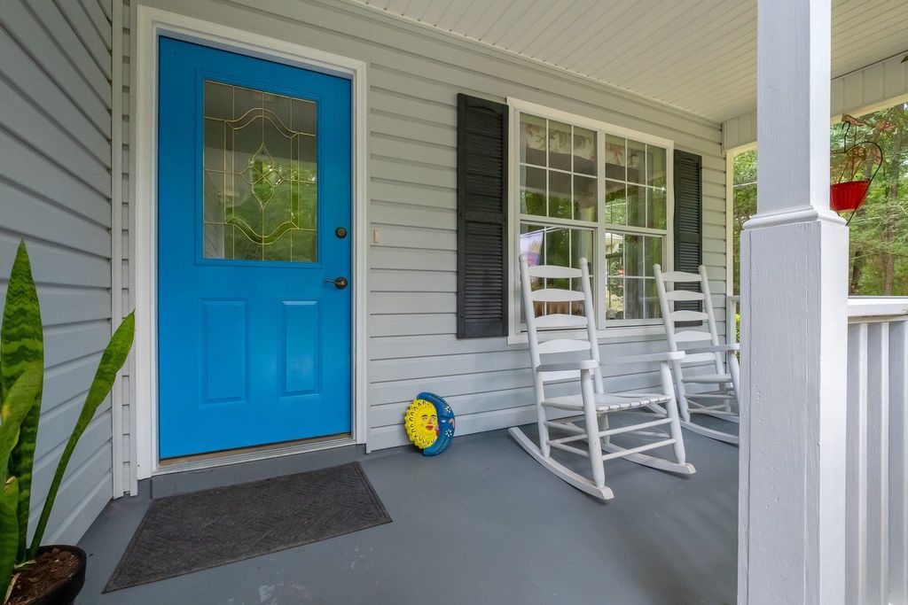 Photo of 134 Small Pond Rd, Havana, FL 32333 (MLS # 398559)