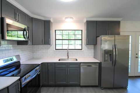 Tiny photo for 28 Greenleaf Lane, Crawfordville, FL 32327 (MLS # 399003)