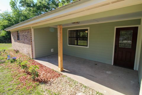 Tiny photo for 28 Greenleaf Lane, Crawfordville, FL 32327 (MLS # 399003)