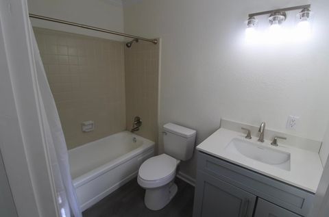Tiny photo for 28 Greenleaf Lane, Crawfordville, FL 32327 (MLS # 399003)
