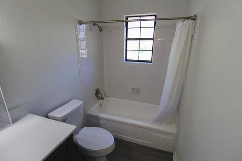 Tiny photo for 28 Greenleaf Lane, Crawfordville, FL 32327 (MLS # 399003)