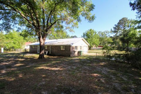 Tiny photo for 28 Greenleaf Lane, Crawfordville, FL 32327 (MLS # 399003)