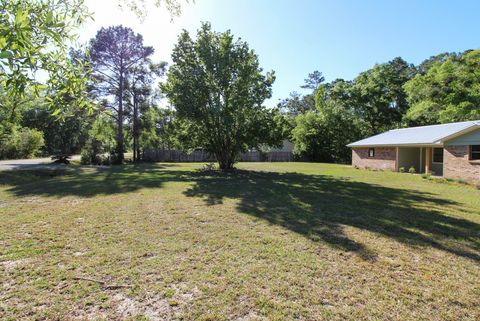 Tiny photo for 28 Greenleaf Lane, Crawfordville, FL 32327 (MLS # 399003)